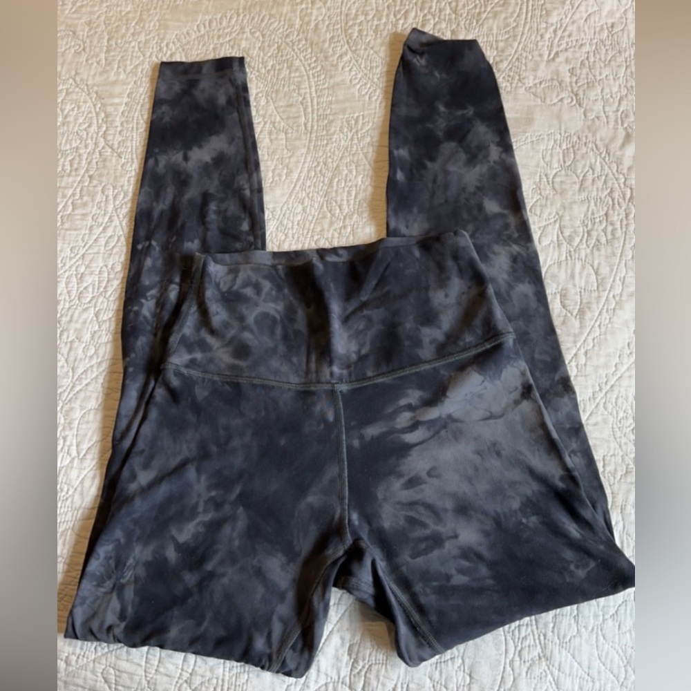 Lululemon align leggings. Size 4, tie dye print